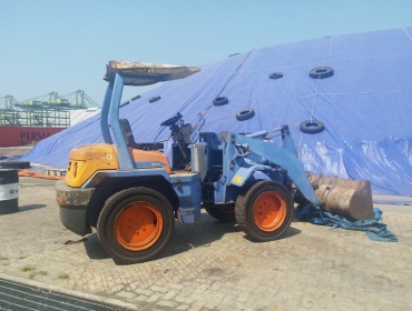 Xe Xúc Lật